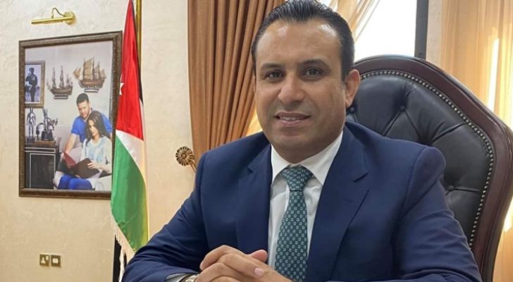 العجارمة ينفي صحة تسريب صور امتحان اللغة العربية