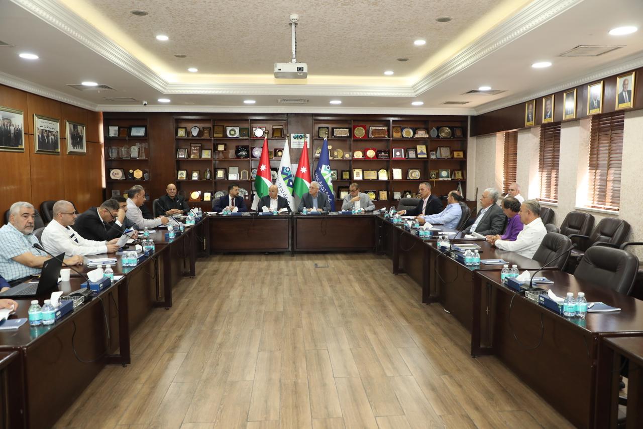 صورة حول : نقابة أصحاب محلات تجارة وصياغة الحلي والمجوهرات تقر التقريرين الإداري والمالي نقابة أصحاب محلات تجارة وصياغة الحلي والمجوهرات تقر التقريرين الإداري والمالي