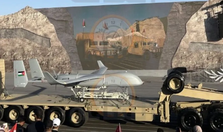 الاحتفال باليوبيل الفضي يَكشف عَن منظومة استطلاع جوي مسلح