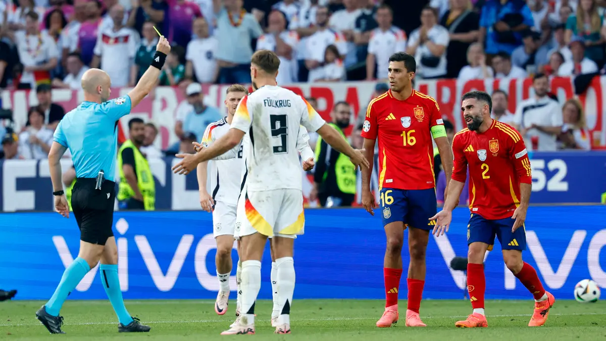 الإعلام الألماني وأعضاء المنتخب يهاجمون الحكم الإنجليزي بعد الخروج من يورو 2024