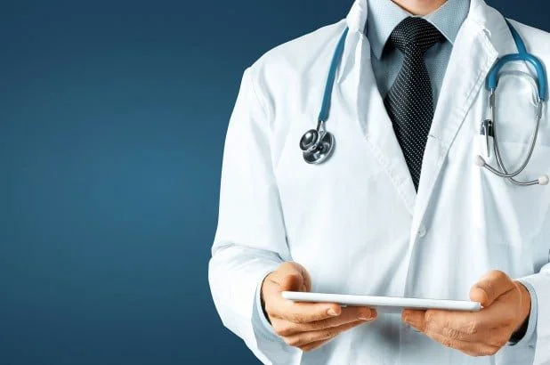 عاجل .. نقابة الأطباء تنعى أربعة من أعضائها الراحلين