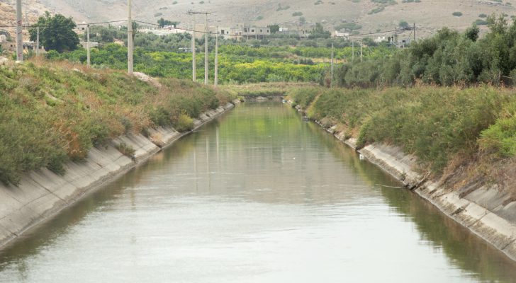صورة حول : وادي الأردن تقرر إحالة معتدين على قناة الملك عبدالله للادعاء العام وادي الأردن تقرر إحالة معتدين على قناة الملك عبدالله للادعاء العام