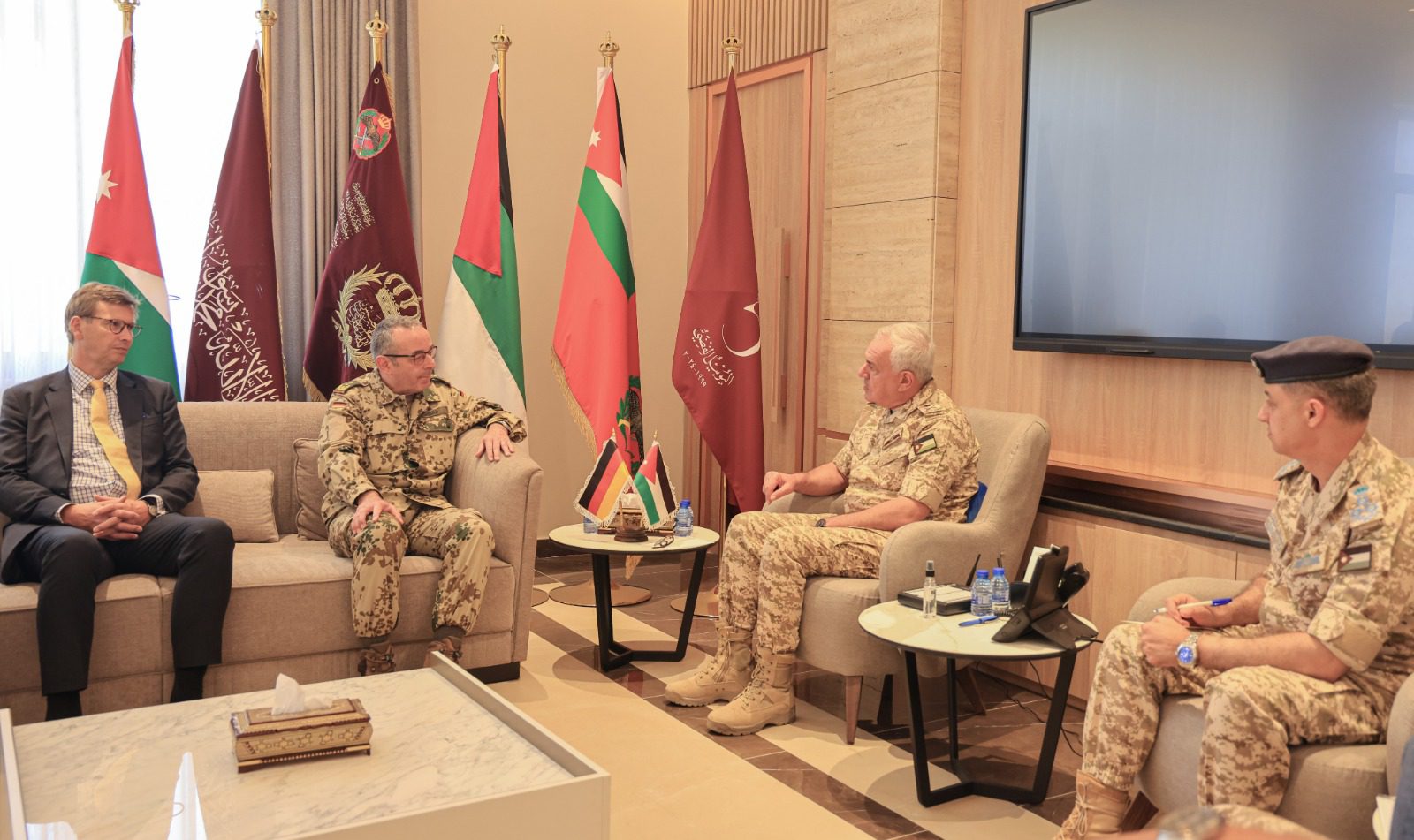 رئيس هيئة الأركان المشتركة يستقبل رئيس أركان الدفاع الألماني