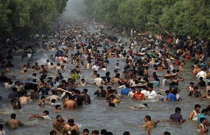 عاجل .. موجة حر في كراتشي تقتل أكثر من 50 شخصًا