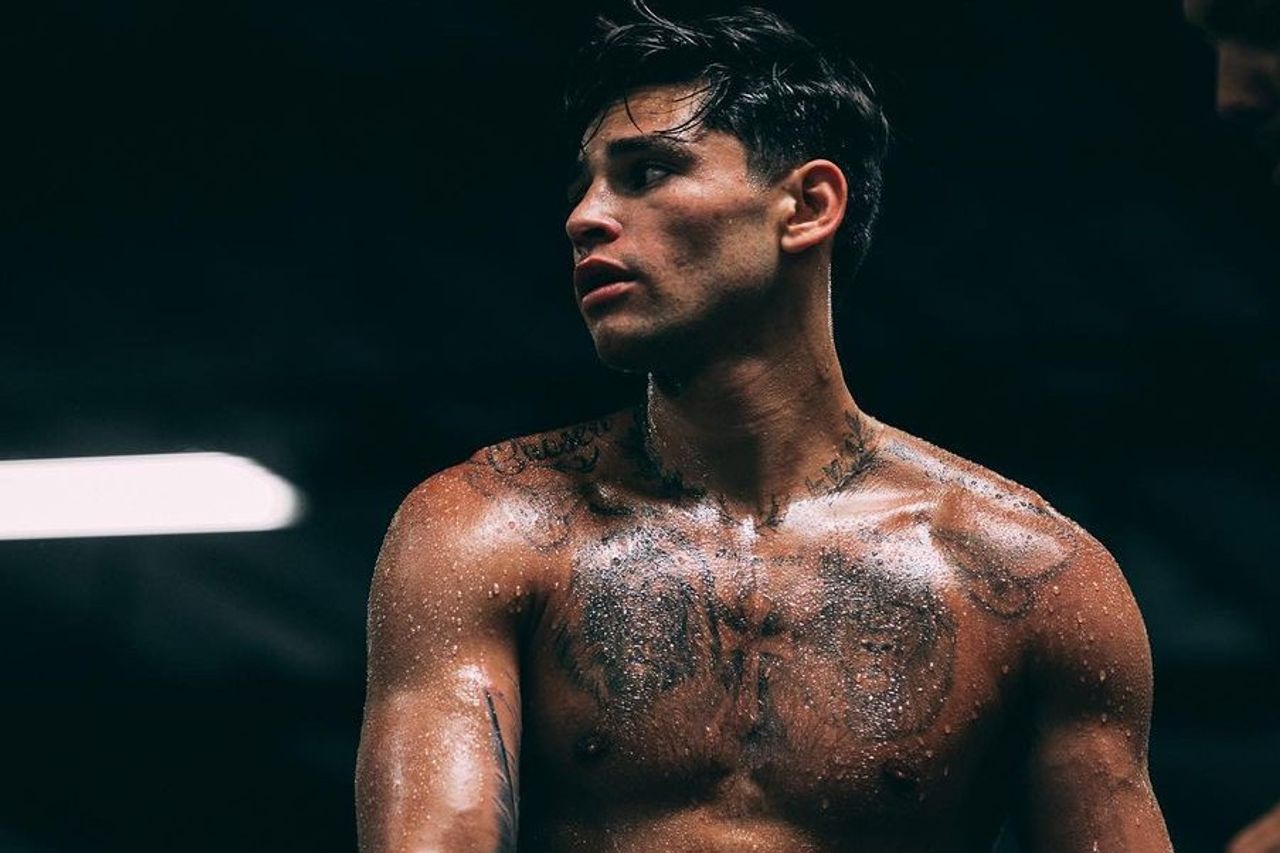 صورة حول : طرد ملاكم أميركي بسبب تعليقات مسيئة للمسلمين والسود طرد ملاكم أميركي بسبب تعليقات مسيئة للمسلمين والسود