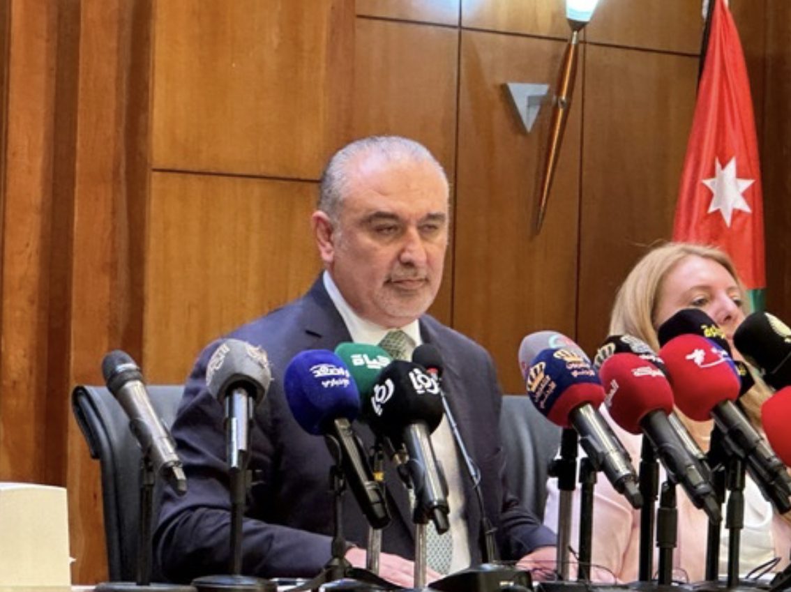 الشريدة ونمروقة والناصر في مؤتمر صحفي بشأن نظام إدارة الموارد البشرية .. "فيديو وصور"