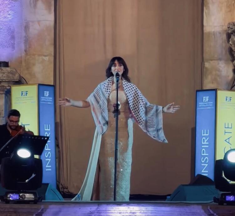 فايا يونان تحيي حفلاً تضامنياً مع فلسطين في عمان