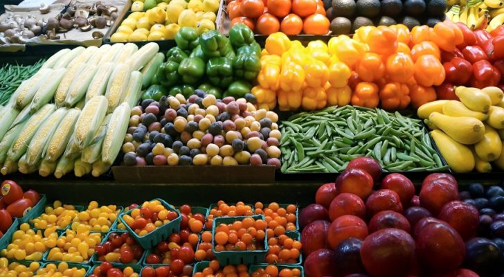 صورة حول : كميات الخضار والفواكه بلغت في السوق المركزي لبلدية اربد 788 طنا كميات الخضار والفواكه بلغت في السوق المركزي لبلدية اربد 788 طنا