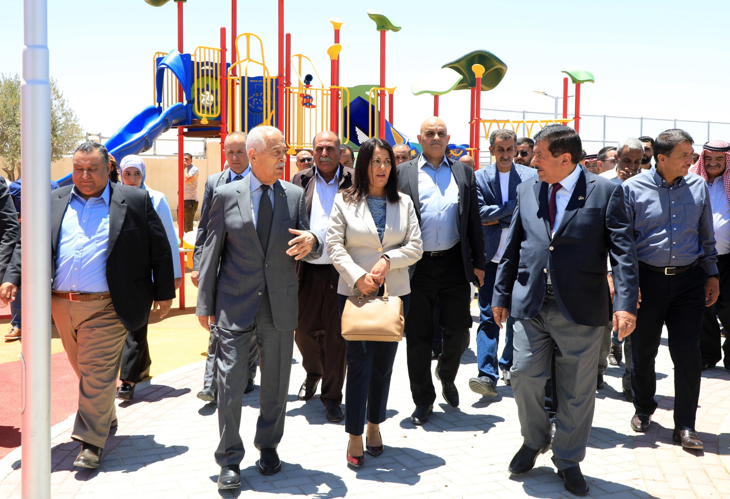 عاجل .. العيسوي يفتتح حديقة القصر في الكرك