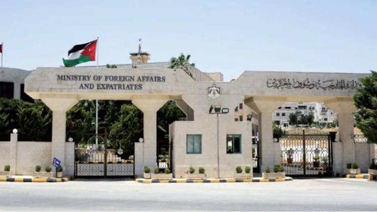 عاجل .. الأردن يستنكر هجمات الاحتلال على مراكز النازحين في غزة