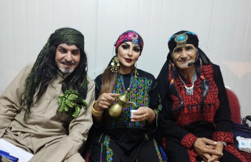 صورة حول : مسرحية ”ما الها حل” ضمن فعاليات مهرجان جرش ال38 منذ (25 دقيقة) مسرحية ”ما الها حل” ضمن فعاليات مهرجان جرش ال38 منذ (25 دقيقة)