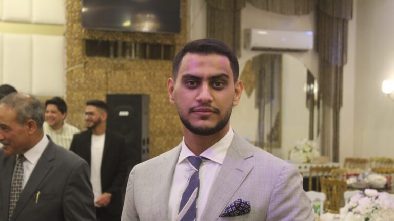 القيسي والبداينة نسايب " النائب نصار القيسي طلب والدكتور خالد البداينة أعطى "