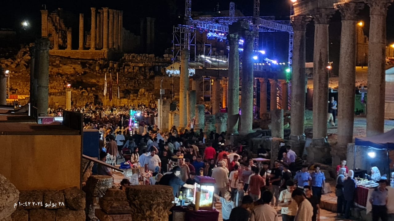 حضور واسع للجماهير الاردنية والعربية في مهرجان جرش للثقافة والفنون(صور وفيديو)