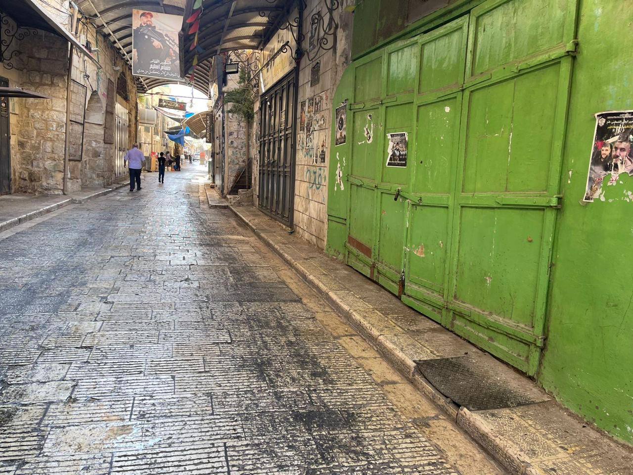 صورة حول : عاجل|| اضراب شامل في مدينة الخليل بعد ارتقاء القائد الشهيد إسماعيل هنية عاجل|| اضراب شامل في مدينة الخليل بعد ارتقاء القائد الشهيد إسماعيل هنية