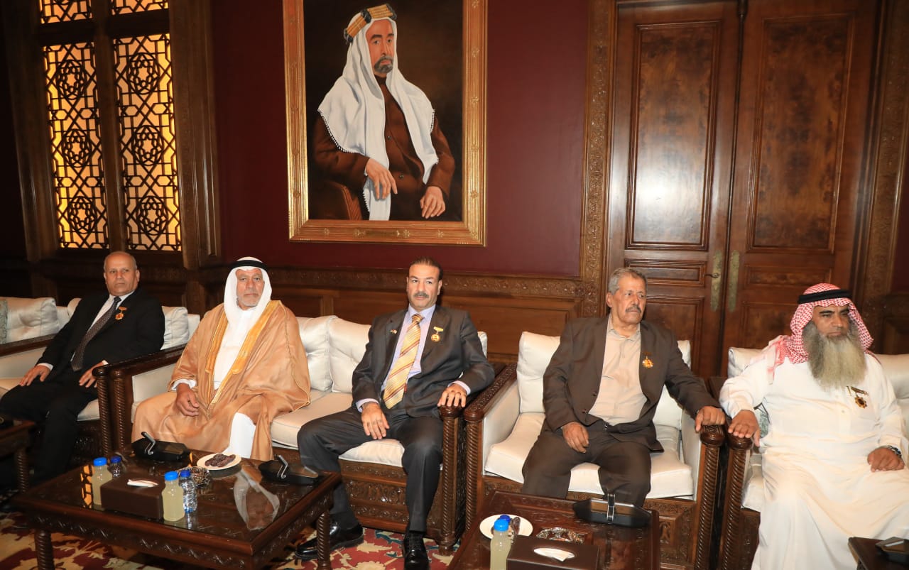 رئيس الديوان الملكي يلتقي فعاليات مجتمعية ونسائية وشبابية