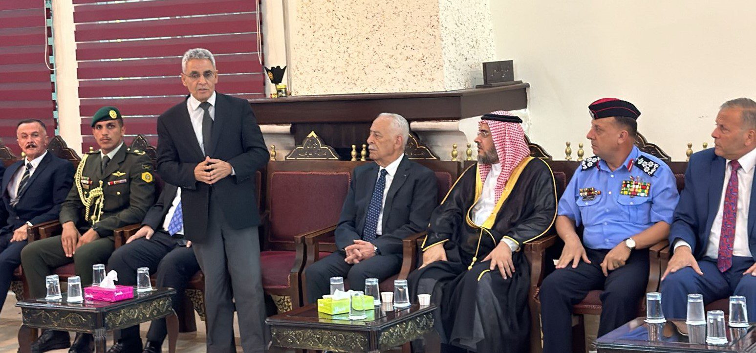 مندوبا عن الملك وولي العهد.... النابلسي واللواما والداوود والفاعوري والخريسات