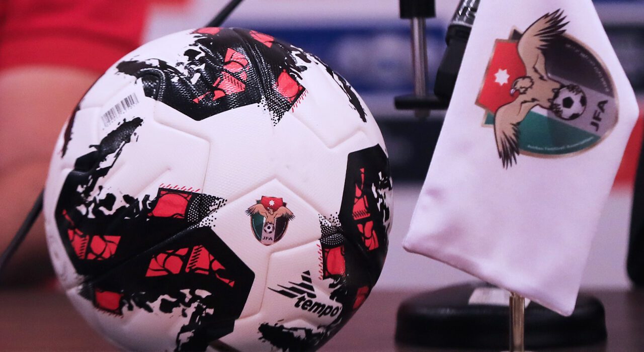 صورة حول : أندية المحترفين تقرر تعليق المشاركة لحين الرد على مطالبها أندية المحترفين تقرر تعليق المشاركة لحين الرد على مطالبها