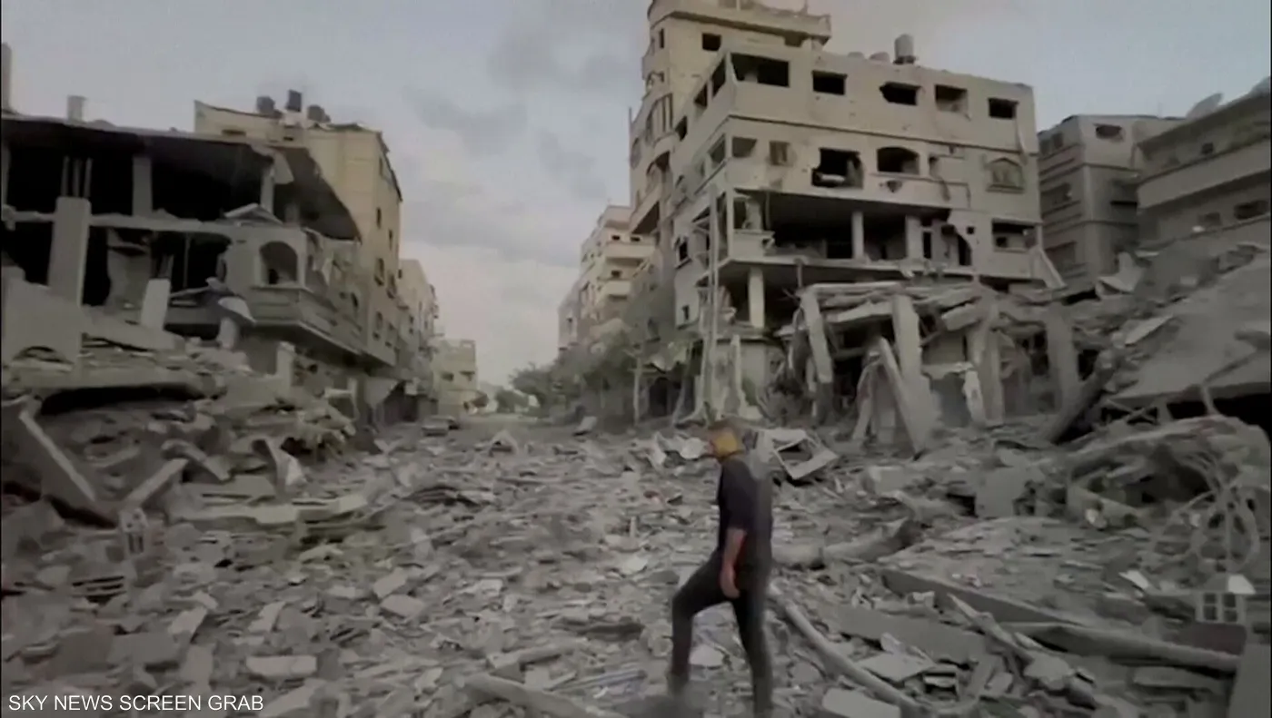 صورة حول : انتشال أكثر من 60 شهيدًا من حي الشجاعية بعد انسحاب جيش الاحتلال من غزة انتشال أكثر من 60 شهيدًا من حي الشجاعية بعد انسحاب جيش الاحتلال من غزة