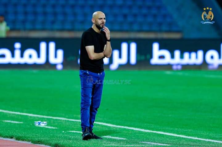 ابو كشك يلتقي ادارة النادي الفيصلي