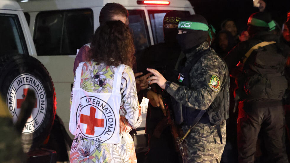 صورة حول : عاجل.. حماس تشترط خطة واضحة للمفاوضات الجارية في الدوحة عاجل.. حماس تشترط خطة واضحة للمفاوضات الجارية في الدوحة