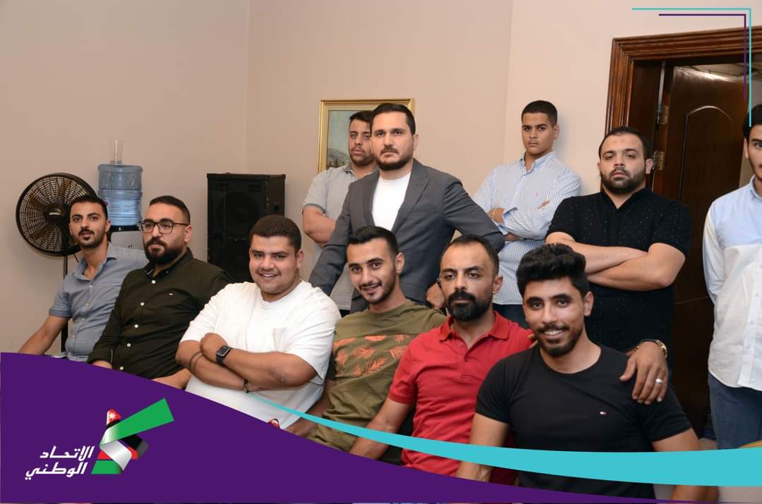 بالصور.. لقاء انتخابي لزهير الخشمان في ملتقى أبناء السلط