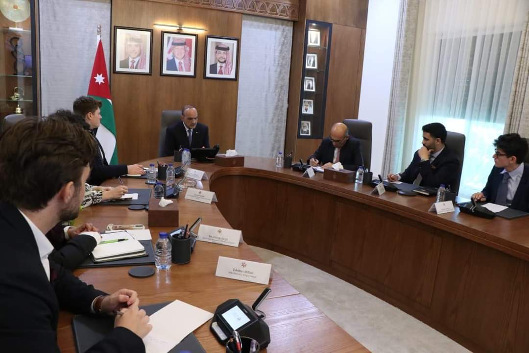 هيئة تنشيط السياحة الأردنية تستضيف وفداً طلابيا من المملكة المتحدة