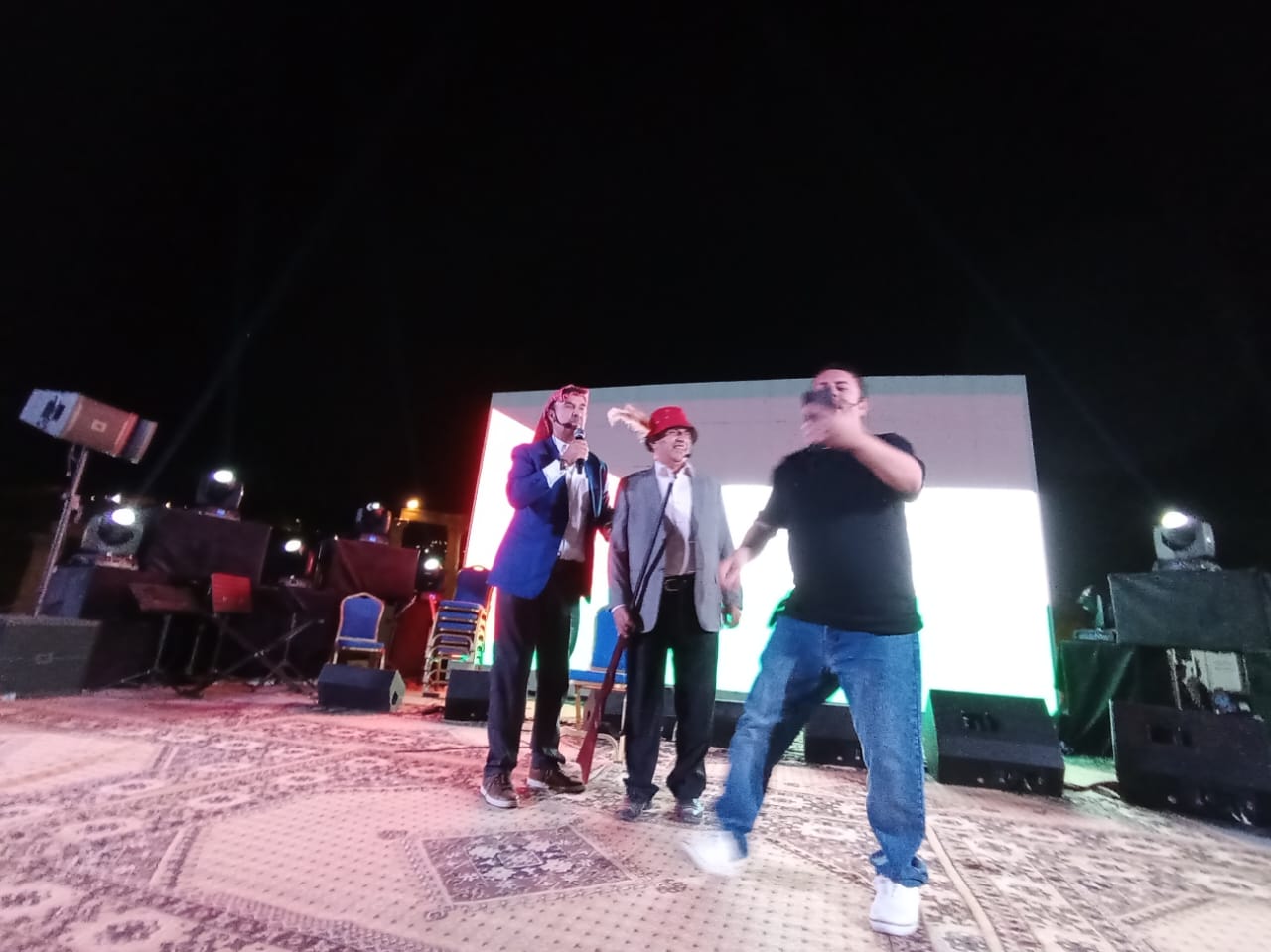 "زعل وخضرة" تتألق في مهرجان جرش في مسرحية "ترند"