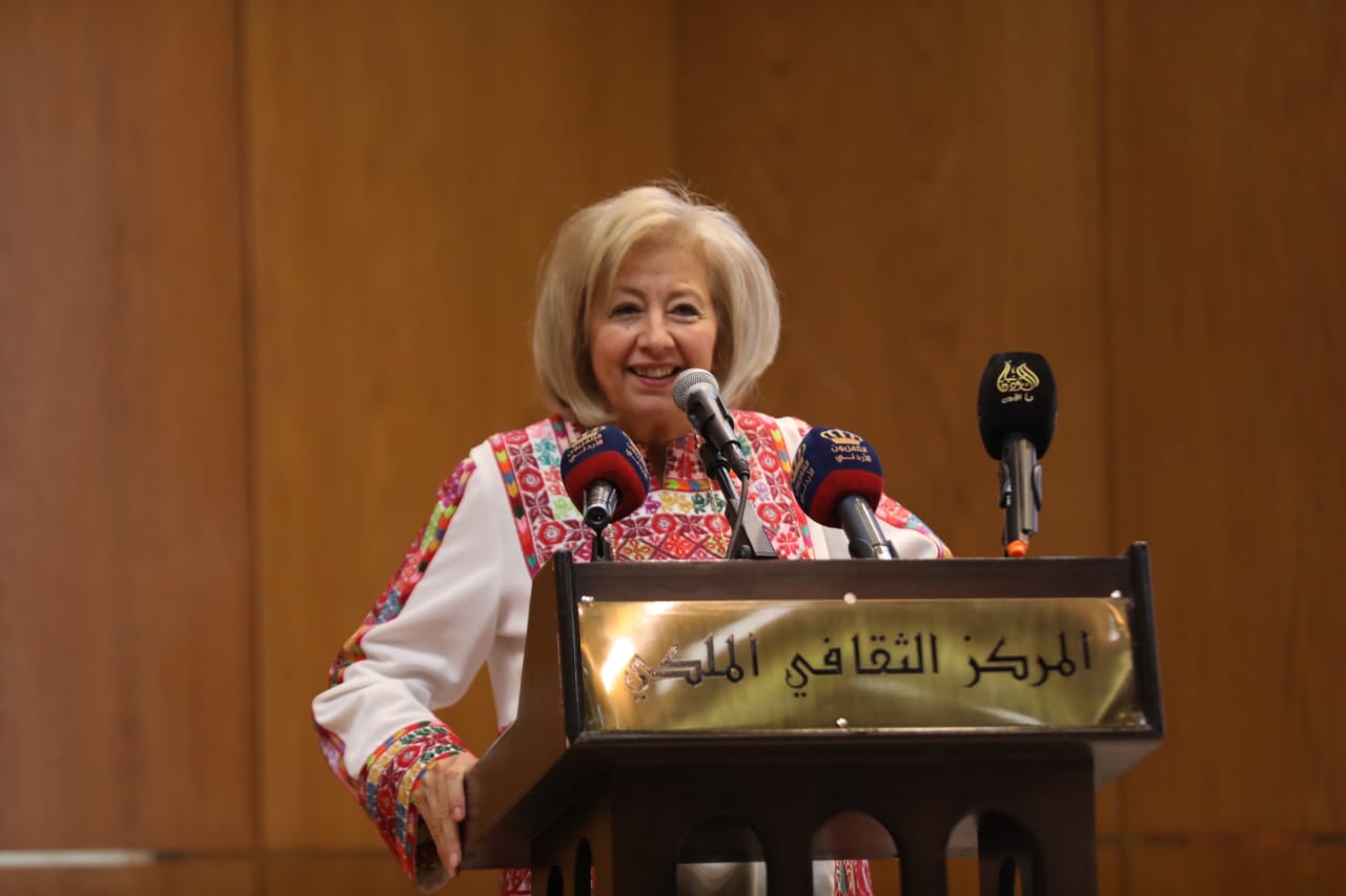 صورة حول : وزيرة الثقافة ترعى مؤتمر الكرامة لاتحاد الكتاب ضمن فعاليات جرش 38 وزيرة الثقافة ترعى مؤتمر الكرامة لاتحاد الكتاب ضمن فعاليات جرش 38