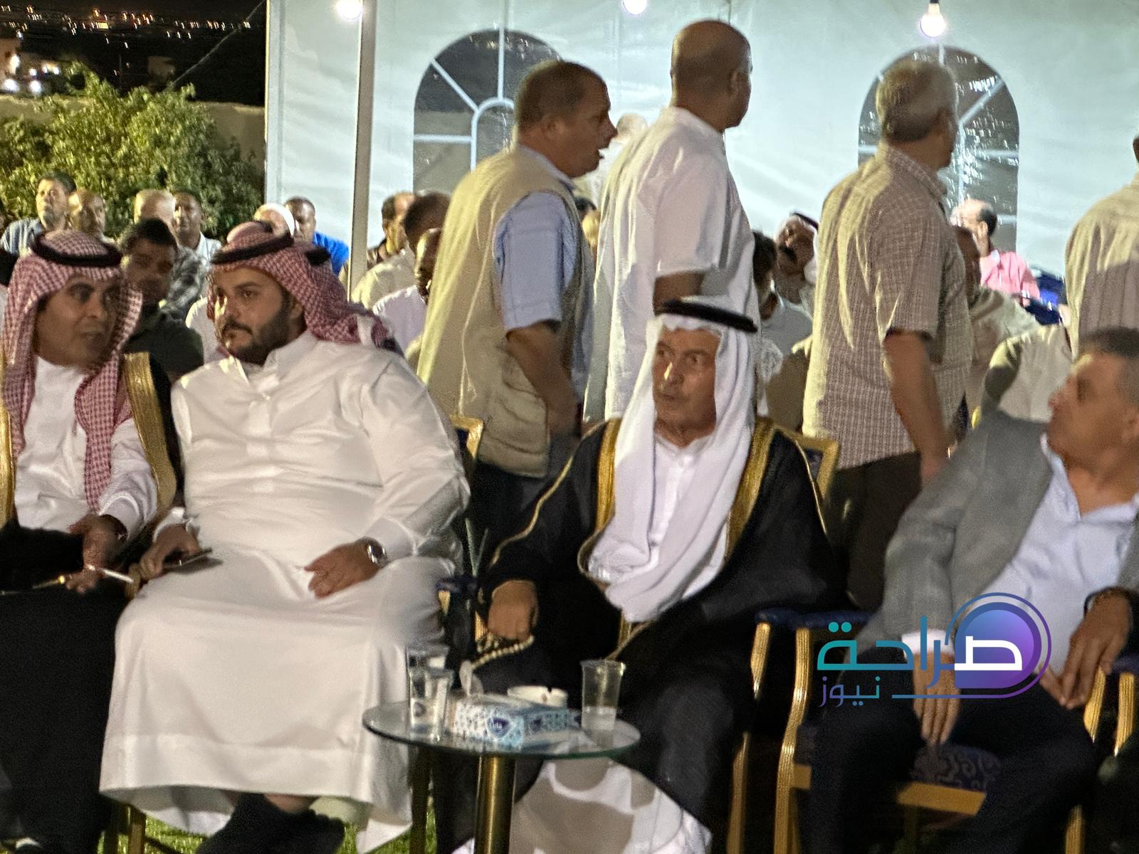 فيديو وصور.. المرشح أبو جنيب الفايز يولم لمناصريه