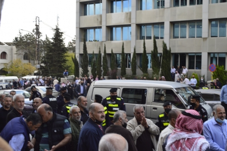 صورة حول : سلسلة اعتصامات جديدة لمتقاعدي الفوسفات مطلع أيلول سلسلة اعتصامات جديدة لمتقاعدي الفوسفات مطلع أيلول