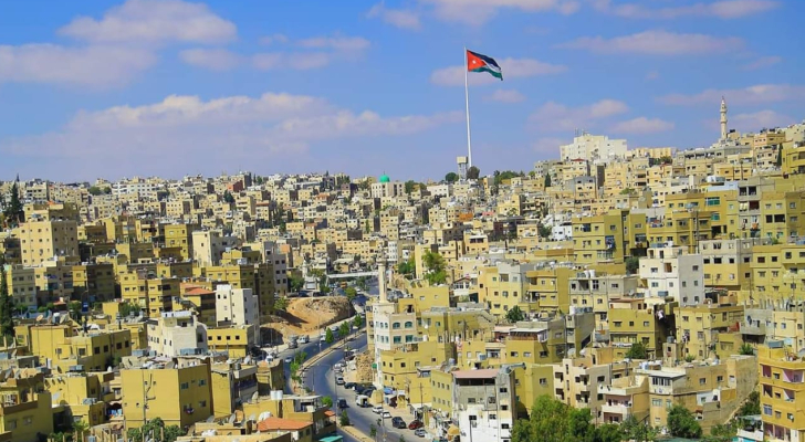 انخفاض طفيف على درجات الحرارة اليوم مع ظهور غيوم على ارتفاعات منخفضة