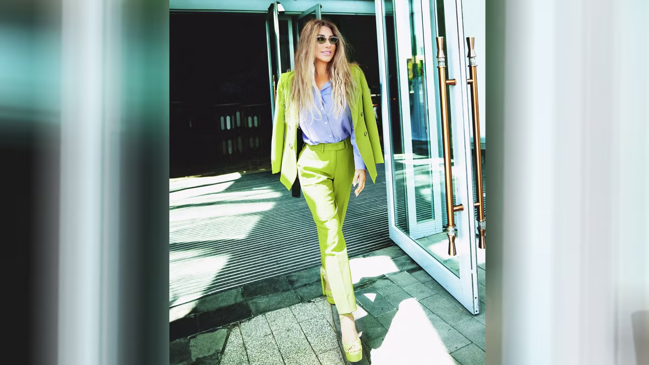 نجوى كرم تتألق بإطلالة مختلفة مع بداية برنامج" آرابز غوت تالنت"