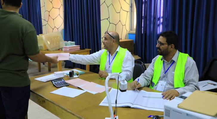 توقع إعلان نتائج الانتخابات الأولية للدوائر المحلية صباح الأربعاء