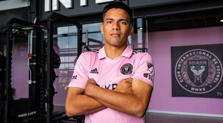 صورة حول : دييجو جوميز: هدف الفوز على البرازيل من أفضل أهداف مسيرتي دييجو جوميز: هدف الفوز على البرازيل من أفضل أهداف مسيرتي