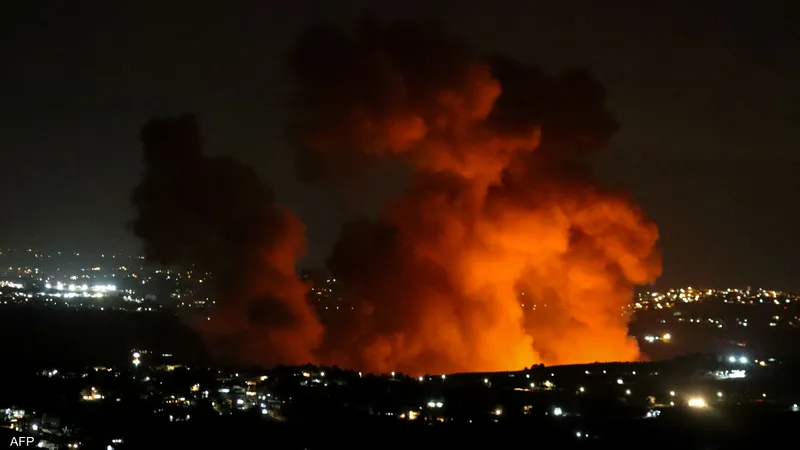 صورة حول : إسرائيل تفرض قيودًا على التجمعات وتحذر من هجمات إسرائيل تفرض قيودًا على التجمعات وتحذر من هجمات