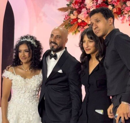 كيف احتفلت عائلة الفنانين بزفاف فاطمة عادل؟
