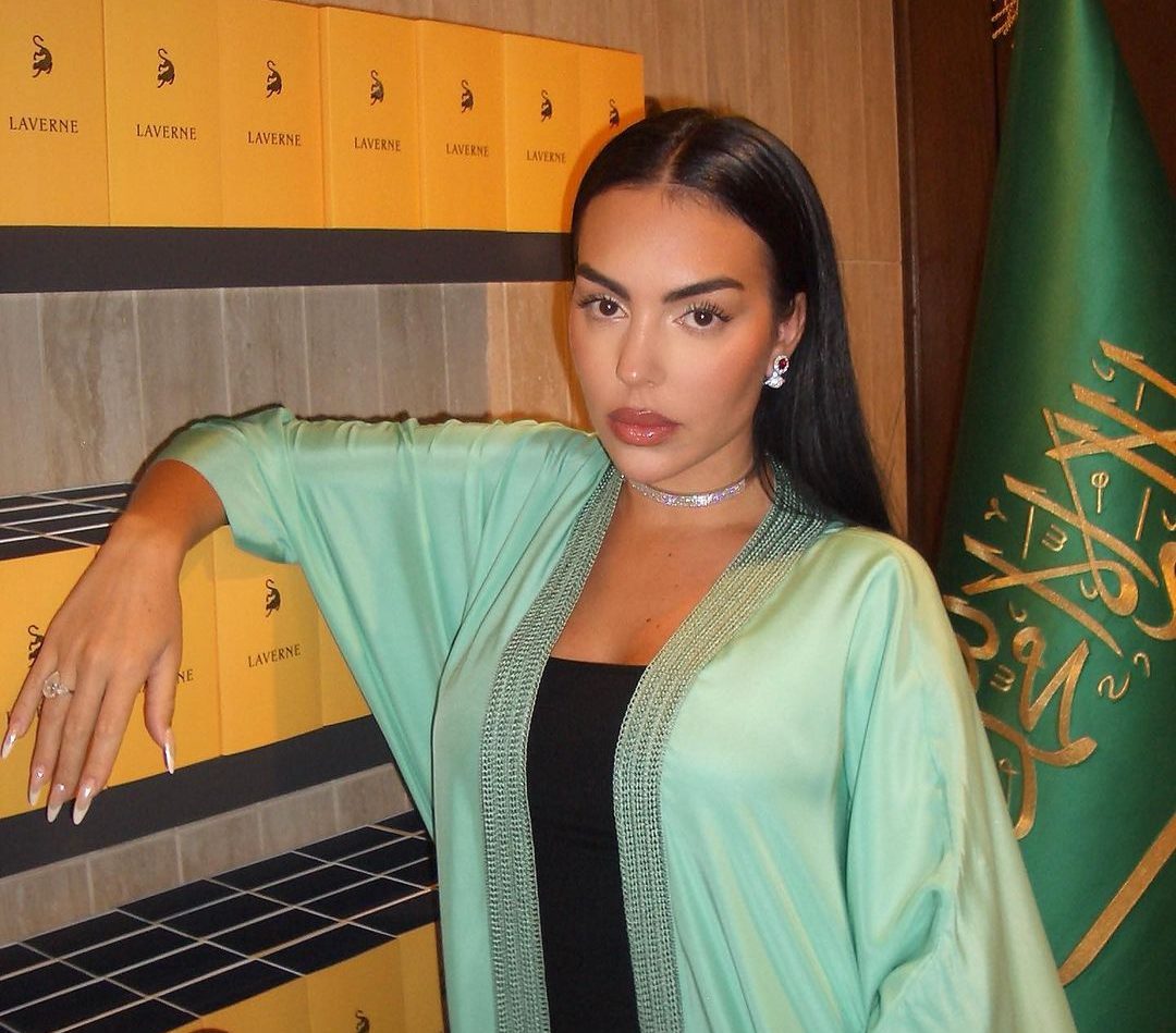 ماهي الكلمات العربية التي تستخدمها جورجينا