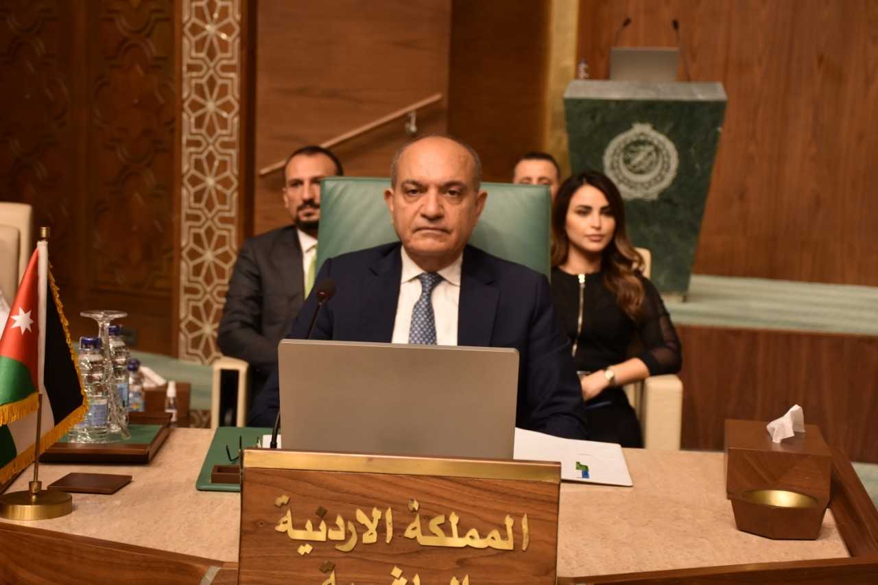 أمجد العضايلة: الاردن يدعم كل الجهود الهادفة للحفاظ على أمن لبنان واستقراره وسلامة أراضيه ومواطنيه