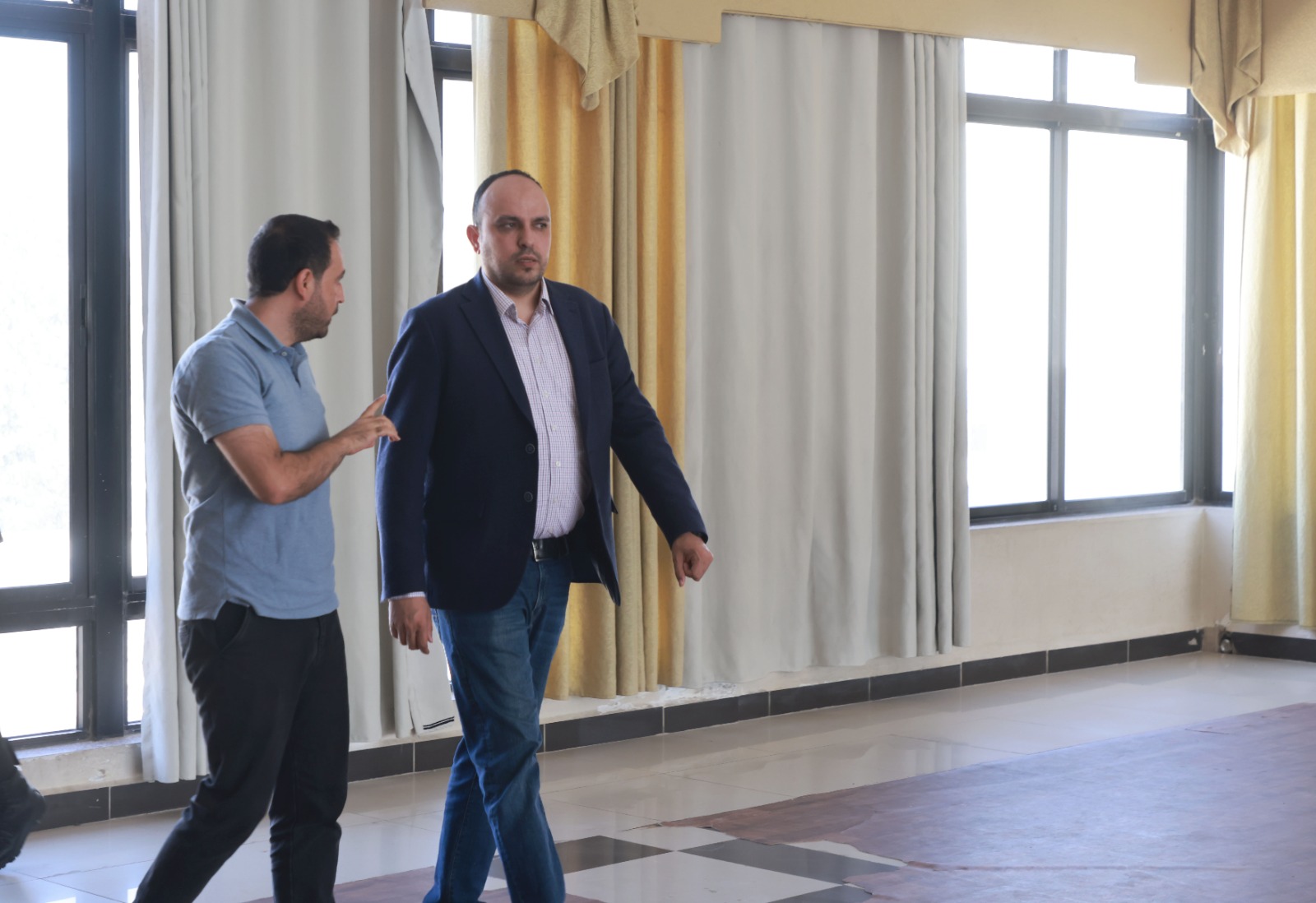 وزير الشباب يجري زيارات مفاجئة لمنشآت رياضية في اربد وجرش