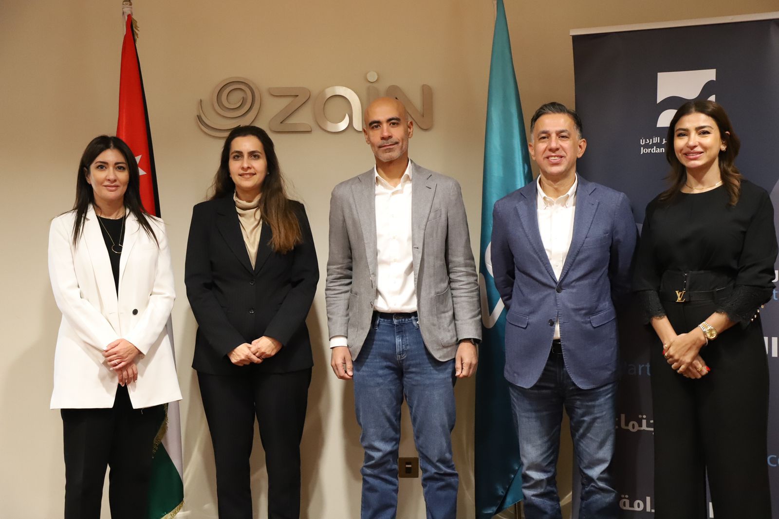 صورة حول : زين تواصل دعمها لمؤسسة نهر الأردن عبر تمكين المستفيدين زين تواصل دعمها لمؤسسة نهر الأردن عبر تمكين المستفيدين