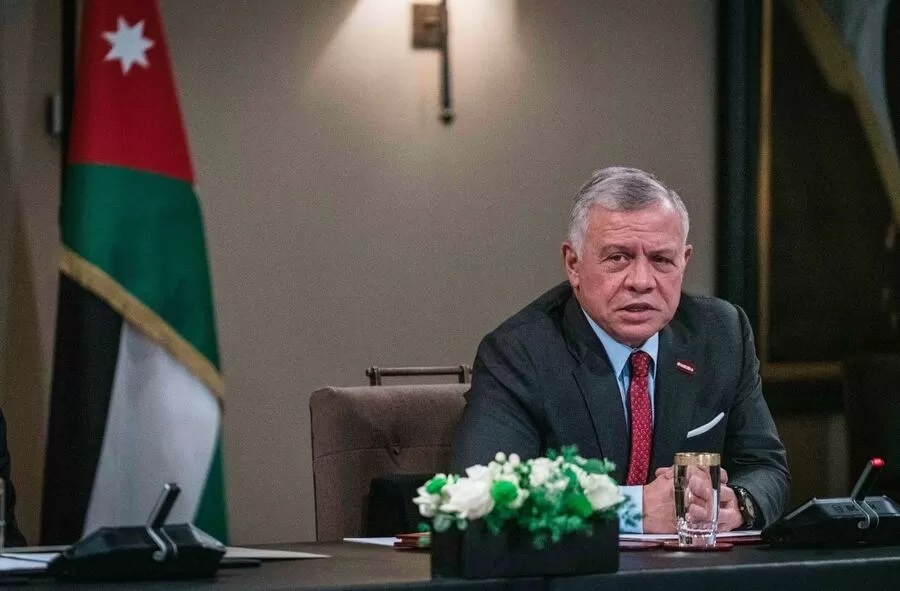 عاجل | الملك: تعزيز قطاع الصناعات الغذائية ضروري للأمن الغذائي