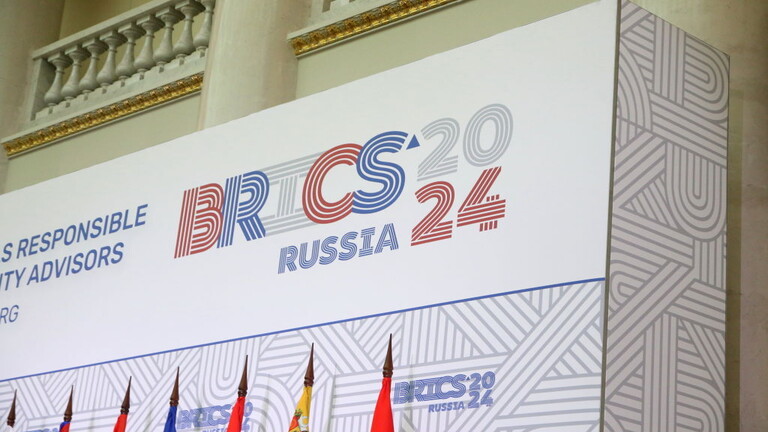 نظام دفع “بريكس” يهدد هيمنة الدولار ونظام سويفت