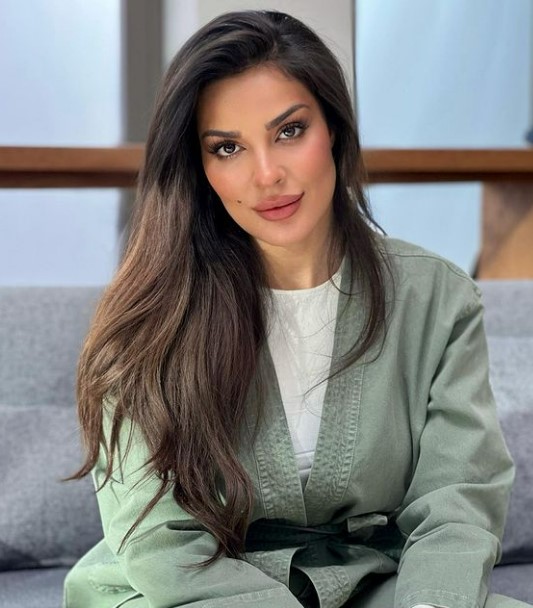 “نادين نجيم توضح حقيقة انفصالها”