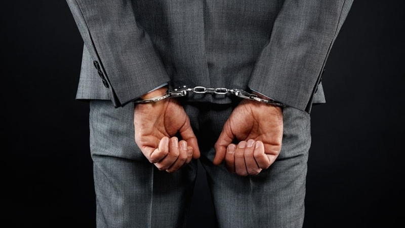 مسؤول بنكي متهم باختلاس 4 ملايين دينار