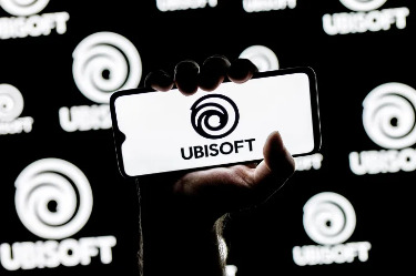 من قمة النجاح إلى سعي الاستحواذ في ظل الأزمات المالي