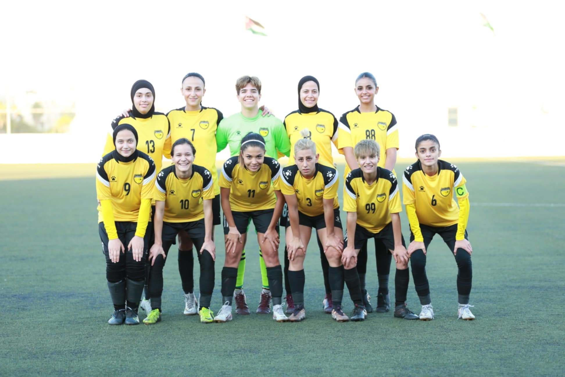 سيدات الحسين يطالبن ببقية مستحقاتهن المالية