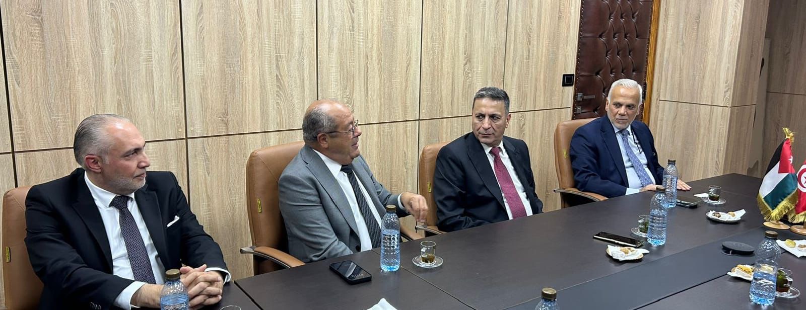 وزير التجارة التونسي يستقبل وفد الأسواق الحرة الأردنية ويؤكد الآفاق واسعة في مجالات التعاون