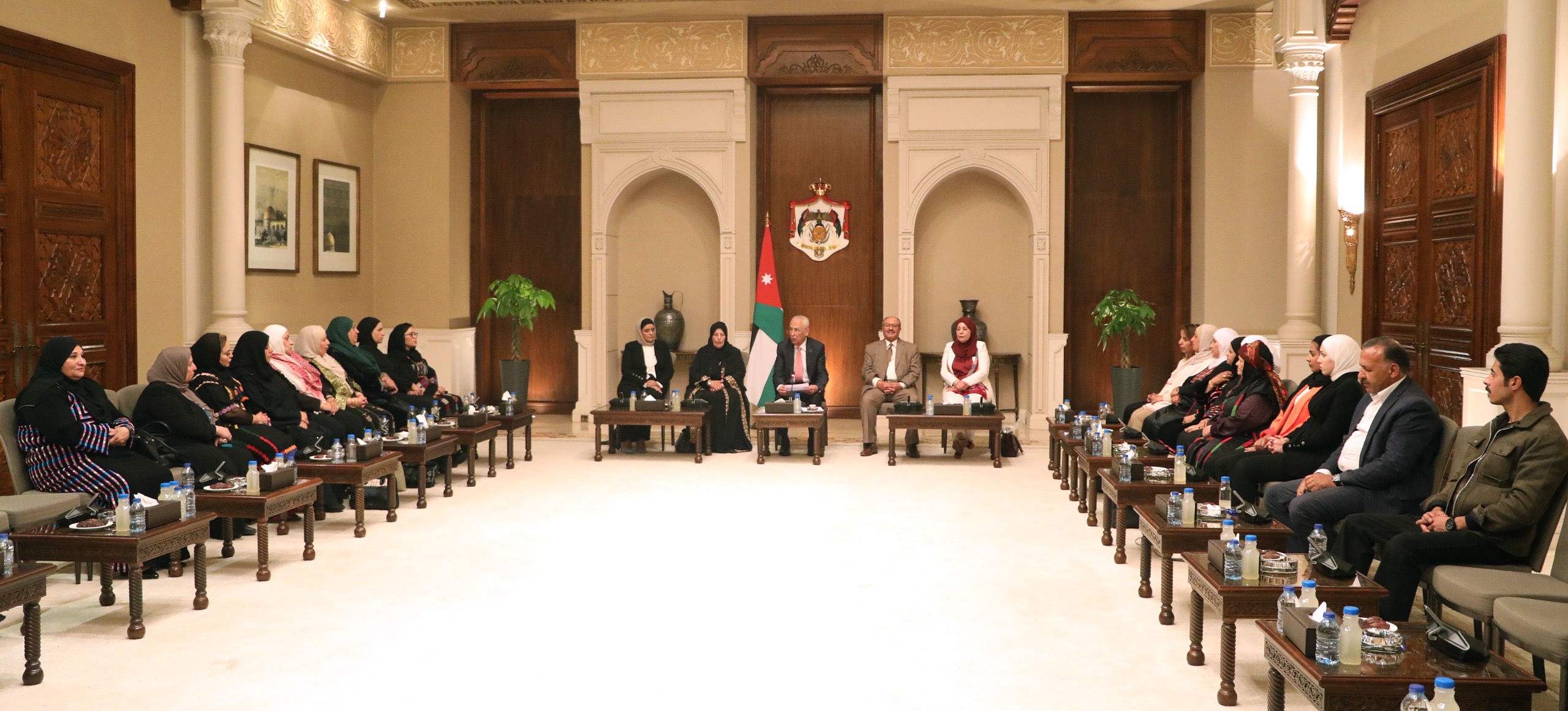 العيسوي لوفد نسائي: الملك يكرس جهوده لوقف العدوان الإسرائيلي على غزة وضمان إيصال المساعدات للأشقاء