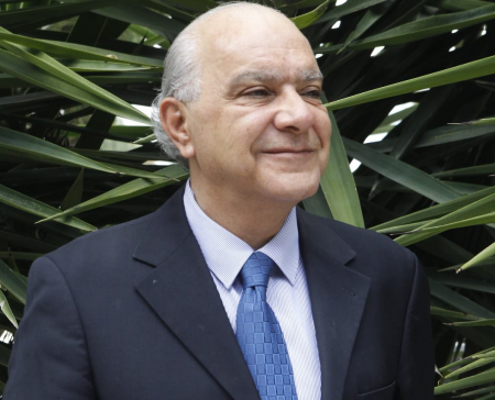 "سمو الوطن" والخطوط الحمراء !