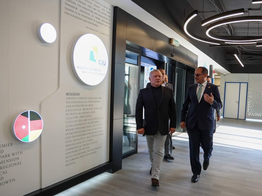 بالفيديو...الملك يفتتح مجمع التكنولوجيا والبحث والابتكار في الجامعة الألمانية الأردنية